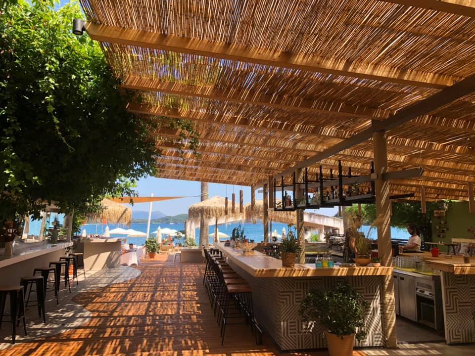 © Maraboo beach bar restaurant στο Νυδρί