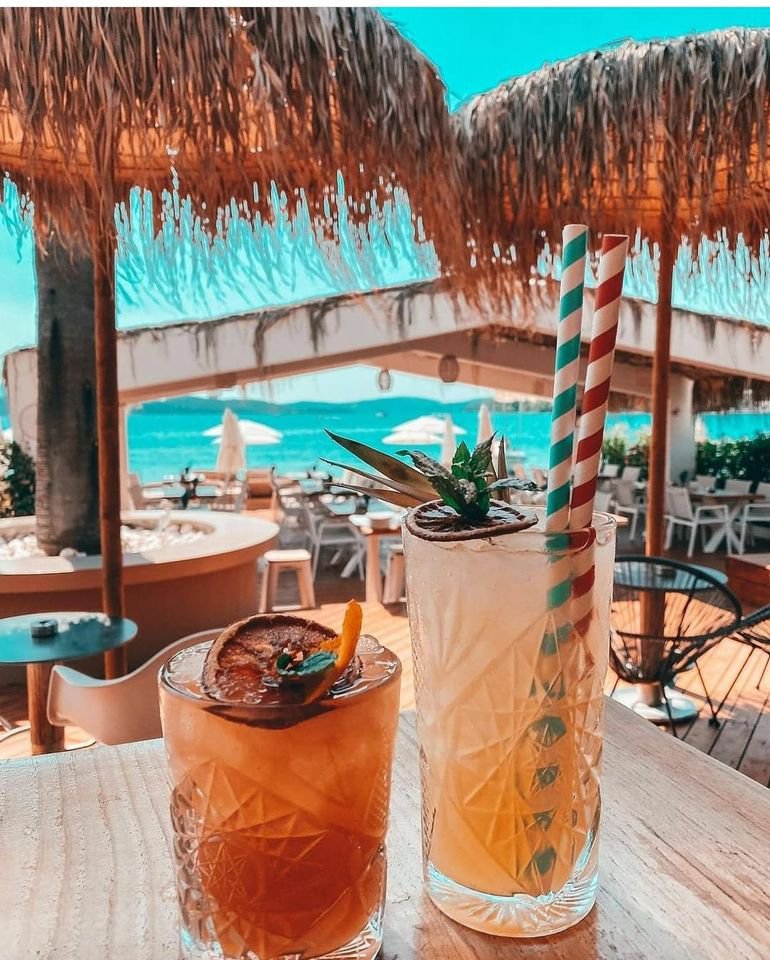 Best beach bars in Lefkada ©Maraboo