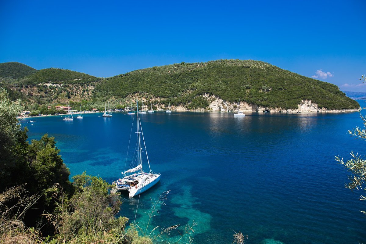 Desimi beach, Lefkada © Andreas Thermos