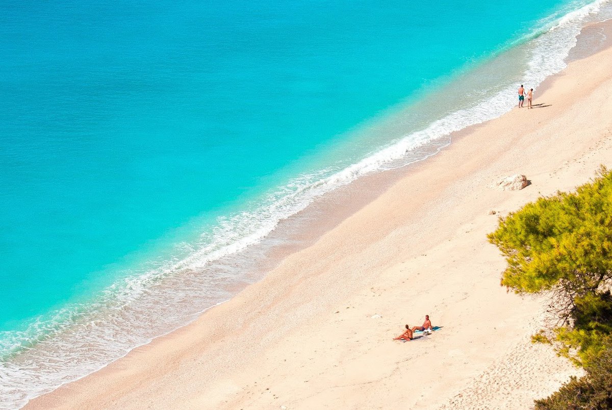 Egremni beach, Lefkada © Andreas Thermos