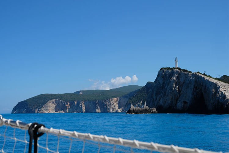 IONIAN BLUE YACHTING. Ημερήσια ιδιωτική κρουαζιέρα από τη Λευκάδα