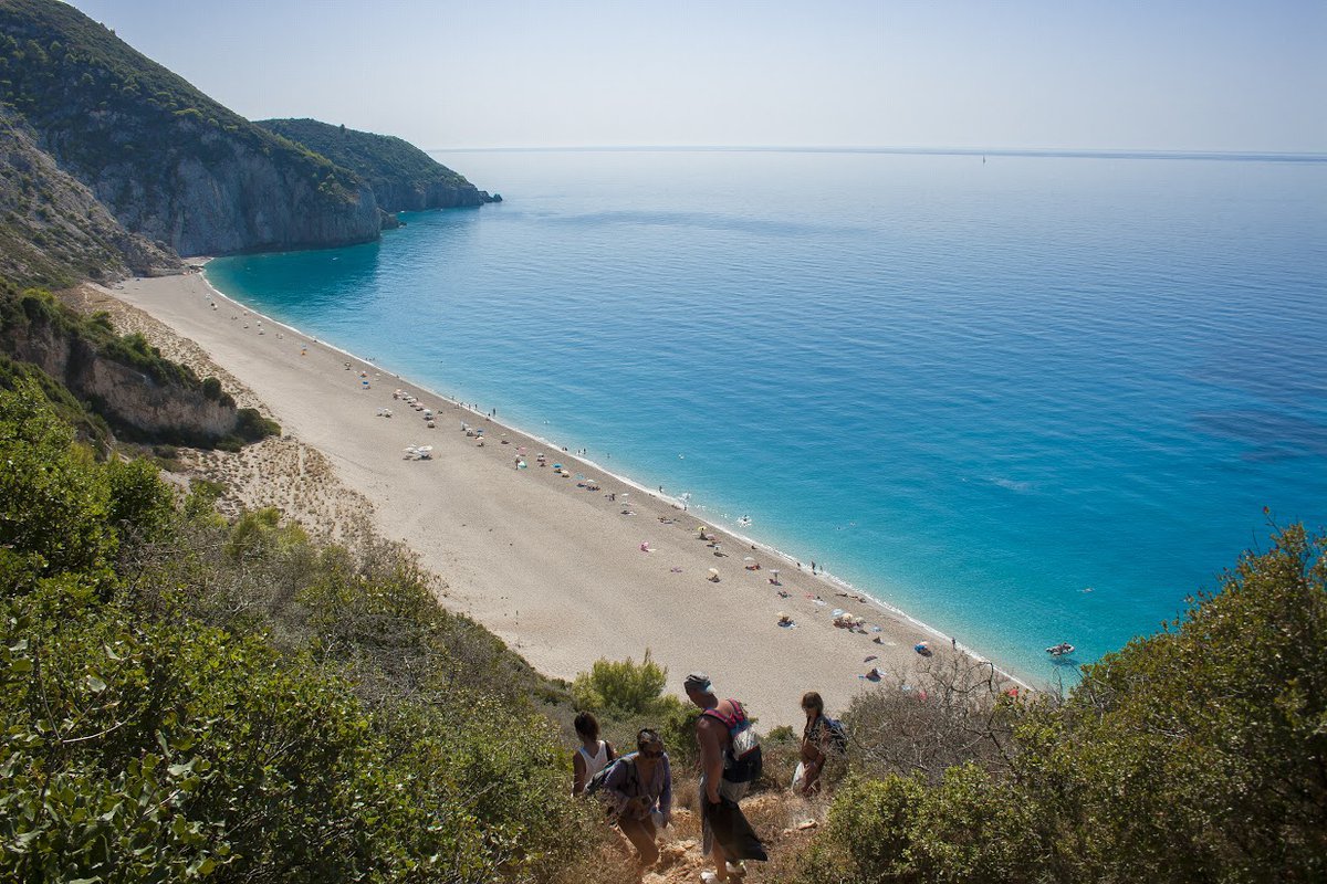 Η παραλία δικαίως έχει γίνει σημείο αναφοράς της Λευκάδας | © Ανδρέας Θερμός